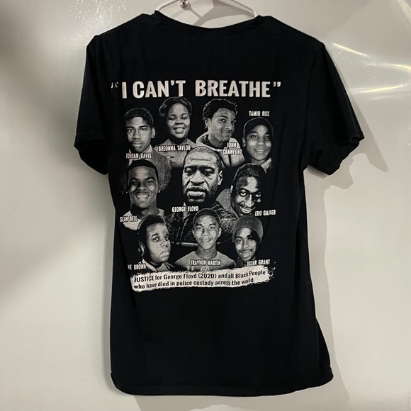 Black Lives Matter Unisex fruit of the loom size small short sleeve black tee - Picture 2 of 5